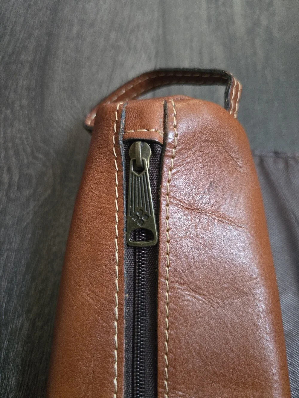 Tooled Leather Makeup Brush Roll Organizer Cognac Brown Barrel Zip Travel Case